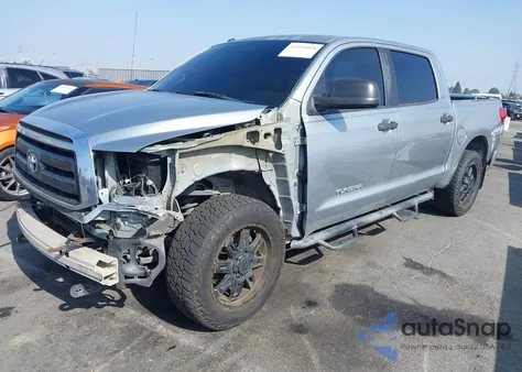 2011 Toyota Tundra Grade 5.7L V8 из США, поврежденный, VIN 5TFEY5F17BX110789